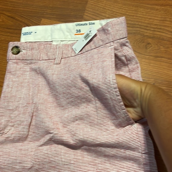 MENS Old Navy Ultimate Slim Shorts - Picture 3 of 7